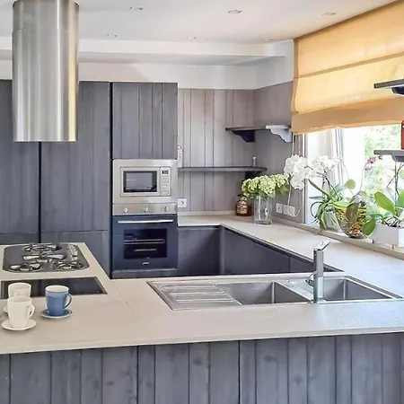 فيلة Annachiara Coast *